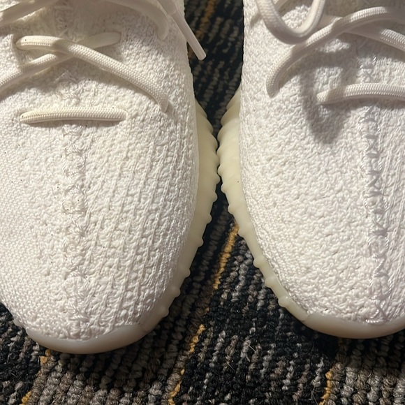 Yeezy 350 White size 7 men - Picture 8 of 12